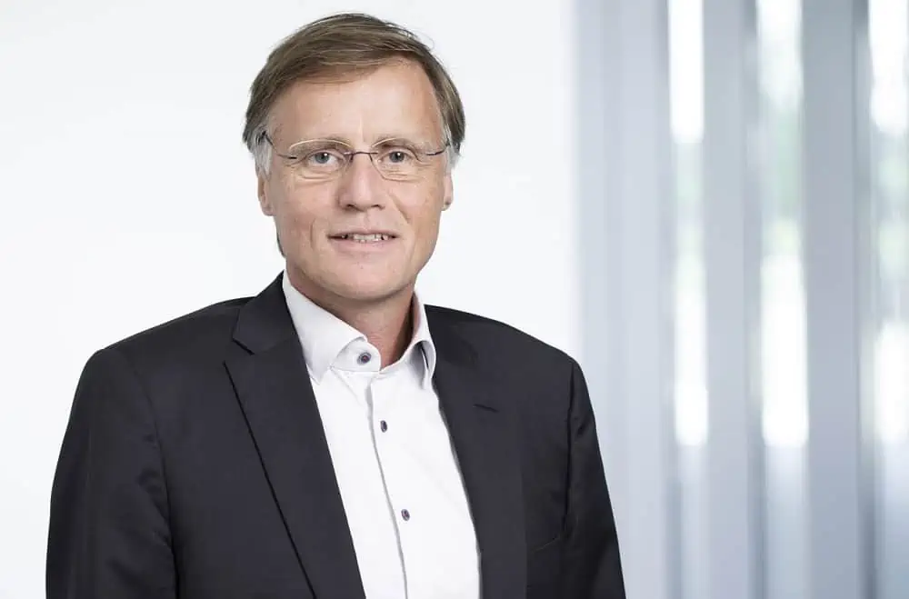 Jochen Hanebeck will become a new CEO at Infineon Technologies on April 1, 2022
