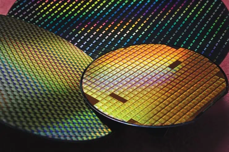 In Intel’s Crisis, a Glimpse of TSMC’s Quandary
