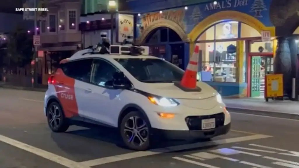 Street Wars - Attack of the Cones
