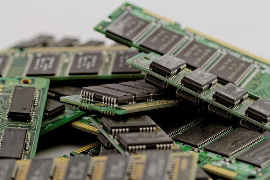 Is It Ground Hog Day for Memory Chip Suppliers?